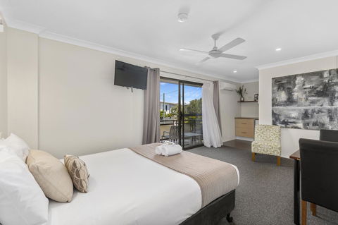 Coastal Bay Motel - Accommodation BNB 2