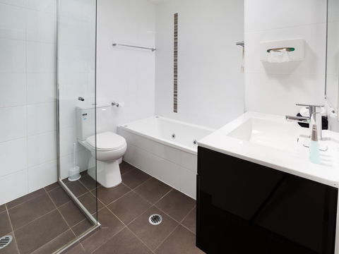 Charlestown Executive Apartments - Accommodation BNB 4