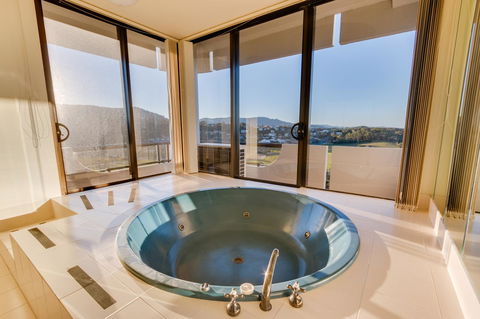 Pacific Towers Beach Resort - Accommodation BNB 21