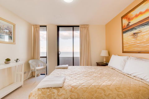 Pacific Towers Beach Resort - Accommodation BNB 17