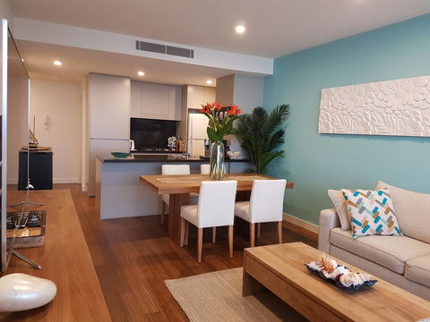 Arena Luxury Beachfront Apartment - Accommodation BNB 39