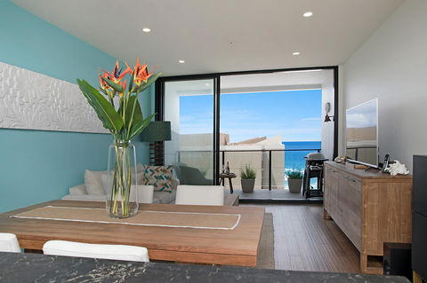 Arena Luxury Beachfront Apartment - Accommodation BNB 23