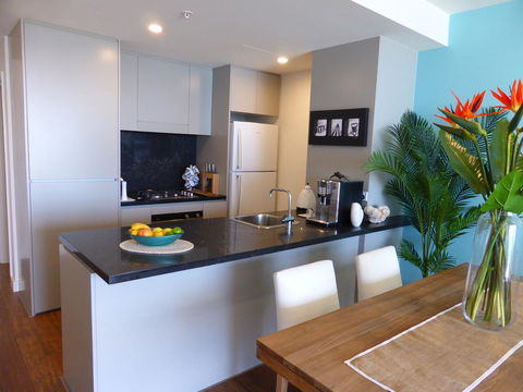 Arena Luxury Beachfront Apartment - Accommodation BNB 17