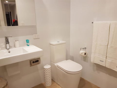 Arena Luxury Beachfront Apartment - Accommodation BNB 30