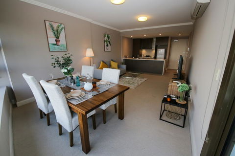 Olympic Park Sunshine 2 Bedrooms Apts With Private Parking - Accommodation BNB 10