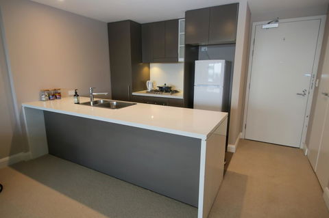Olympic Park Sunshine 2 Bedrooms Apts With Private Parking - Accommodation BNB 9