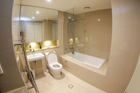 Olympic Park Sunshine 2 Bedrooms Apts With Private Parking - Accommodation BNB 15