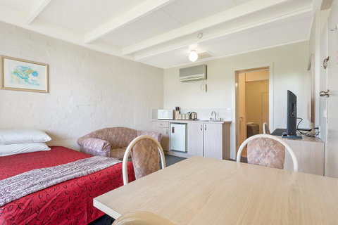 Black Dolphin Resort Motel & Apartments - Accommodation BNB 14