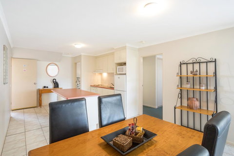 Black Dolphin Resort Motel & Apartments - Accommodation BNB 4