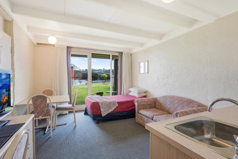 Black Dolphin Resort Motel & Apartments - Accommodation BNB 16