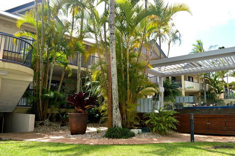 Outrigger Bay - Accommodation BNB 9