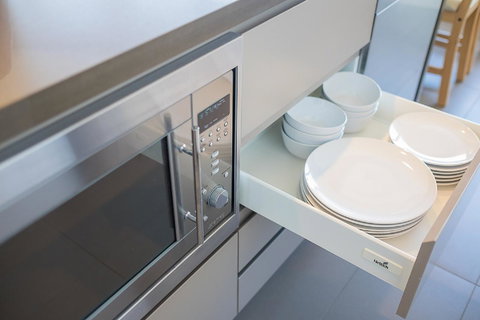 Australian Tower Stay - Accommodation BNB 24