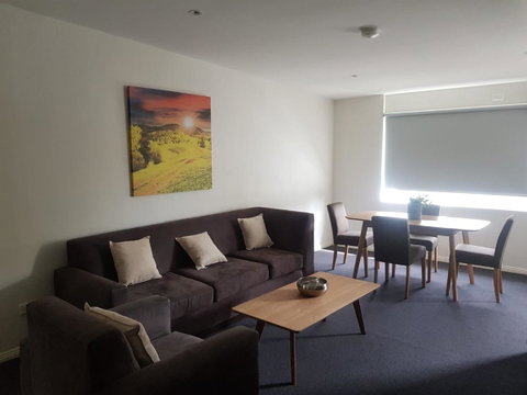 Carlton Suites - Accommodation BNB 32