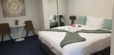Carlton Suites - Accommodation BNB 17