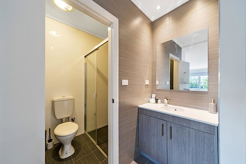 Carlton Suites - Accommodation BNB 3