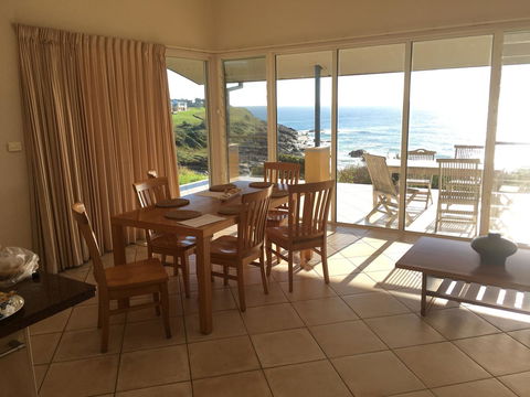 OceanScape Luxury Beachfront Villas - Accommodation BNB 19