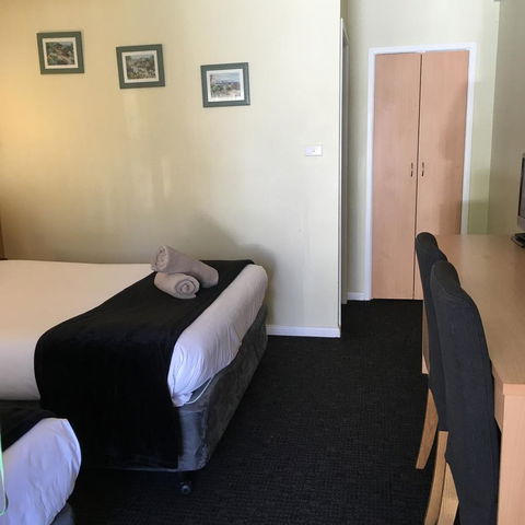 Sky Rider Motor Inn - Accommodation BNB 26
