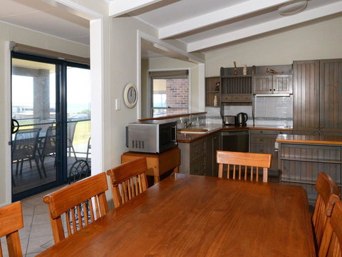 2 Cliff Road - Accommodation BNB 5
