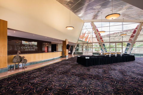 Crowne Plaza Alice Springs Lasseters, An IHG Hotel - Accommodation BNB 17