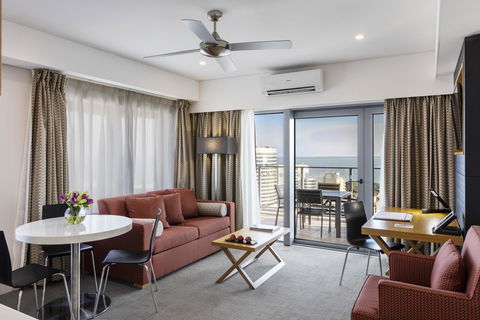 Oaks Darwin Elan Hotel - Accommodation BNB 16