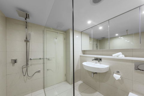 Oaks Darwin Elan Hotel - Accommodation BNB 4