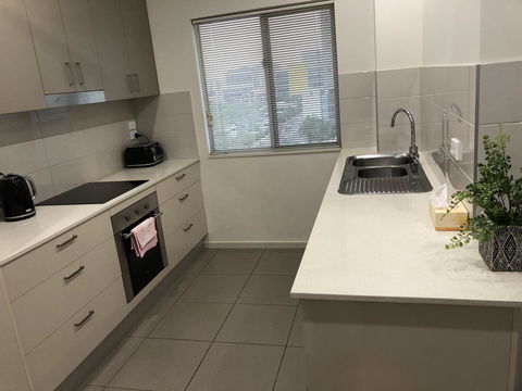 Darwin-Ocean Views, Tropical Getaway, Pool & Aircon - Accommodation BNB 10
