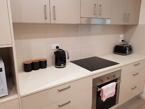 Darwin-Ocean Views, Tropical Getaway, Pool & Aircon - Accommodation BNB 9