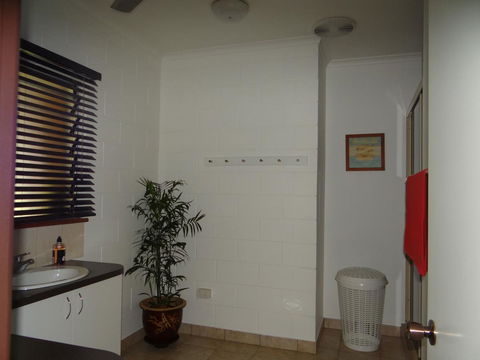 DARWIN'S SHADY ACRES RETREAT - Accommodation BNB 27