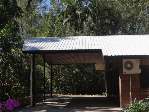 DARWIN'S SHADY ACRES RETREAT - Accommodation BNB 3