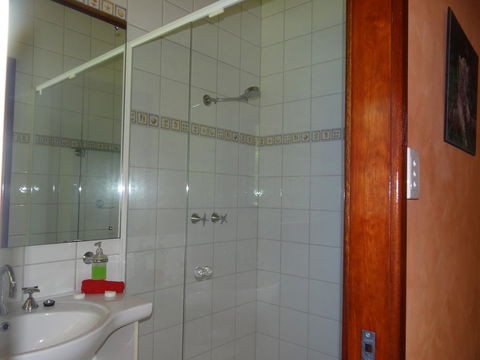 DARWIN'S SHADY ACRES RETREAT - Accommodation BNB 40