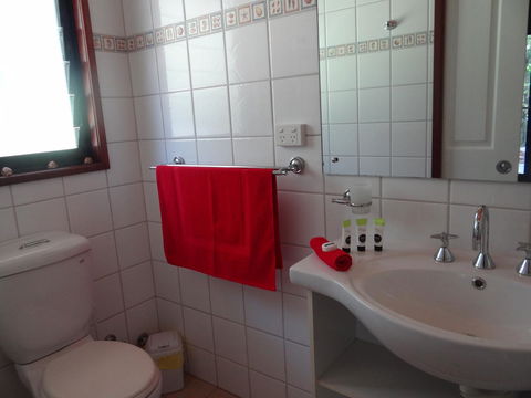 DARWIN'S SHADY ACRES RETREAT - Accommodation BNB 39