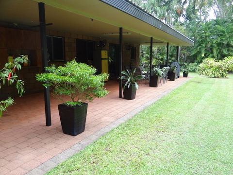DARWIN'S SHADY ACRES RETREAT - Accommodation BNB 7