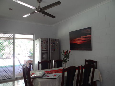 DARWIN'S SHADY ACRES RETREAT - Accommodation BNB 25