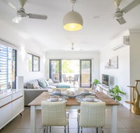 ZEN QUARTERS - The NOMADS PAD Near Nightcliff Markets  Sunset Foreshore - Accommodation BNB