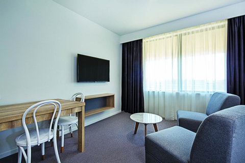 Mantra MacArthur Hotel - Accommodation BNB 14
