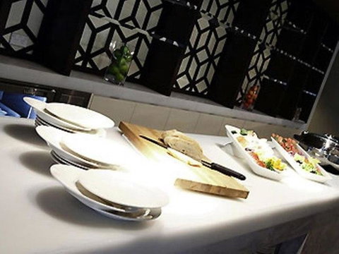 Novotel Canberra - Accommodation BNB 30