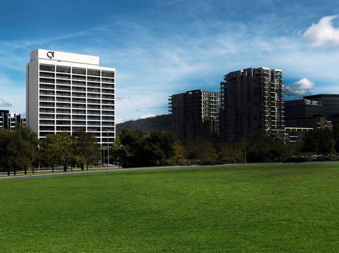 QT Canberra - Accommodation BNB 16