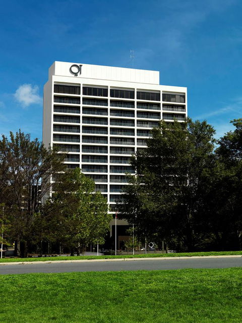 QT Canberra - Accommodation BNB 2