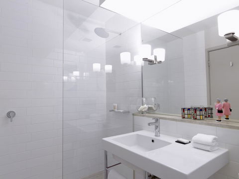 QT Canberra - Accommodation BNB 38