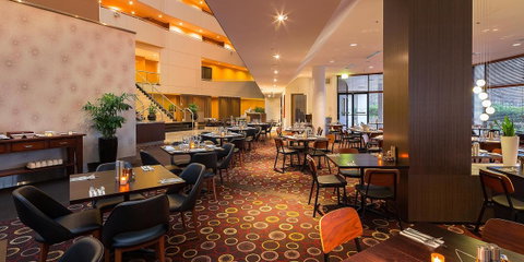 Crowne Plaza Canberra, An IHG Hotel - Accommodation BNB 4