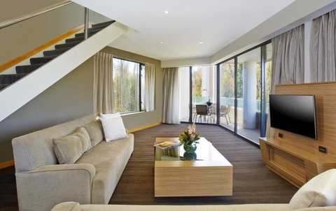 Crowne Plaza Canberra, An IHG Hotel - Accommodation BNB 38