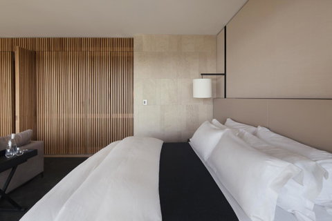 Hotel Realm - Accommodation BNB 18