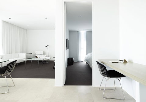 Burbury Hotel - Accommodation BNB 24