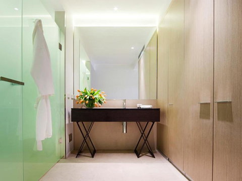 Burbury Hotel - Accommodation BNB 6