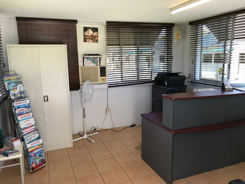 Bowen Arrow Motel - Accommodation BNB 2
