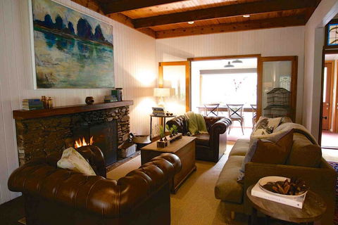 Braeside Mount Macedon Country Retreat Bed And Breakfast - Accommodation BNB 1