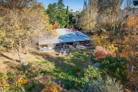 Braeside Mount Macedon Country Retreat Bed And Breakfast - Accommodation BNB 0