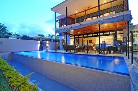 Bramston Beach - Luxury Holiday House - Accommodation BNB 0