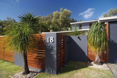 Bramston Beach - Luxury Holiday House - Accommodation BNB 2