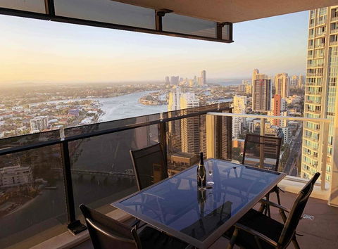 Breathtaking Views 4BD HIGH FLOOR Lux Apartment - Accommodation BNB 3